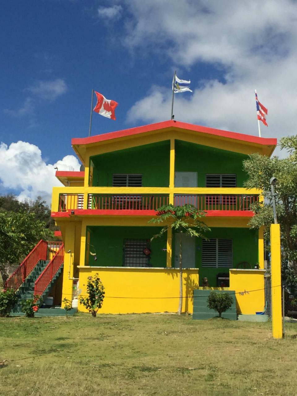 Casa Del Parque Guesthouse Vieques Esterno foto